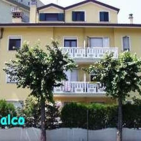 Appartamenti Falco Caorle Luaran gambar